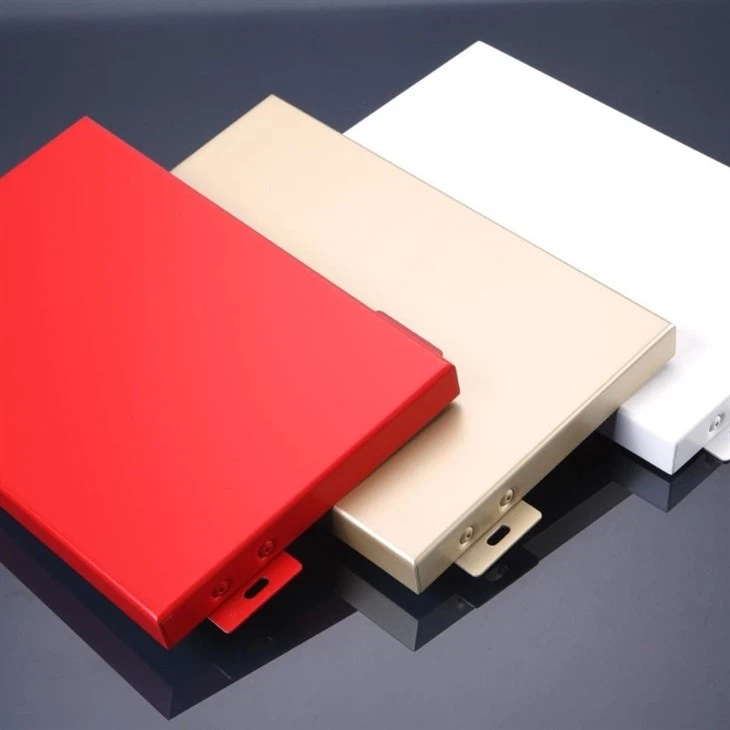 الكسوة الألومنيوم لون واحد